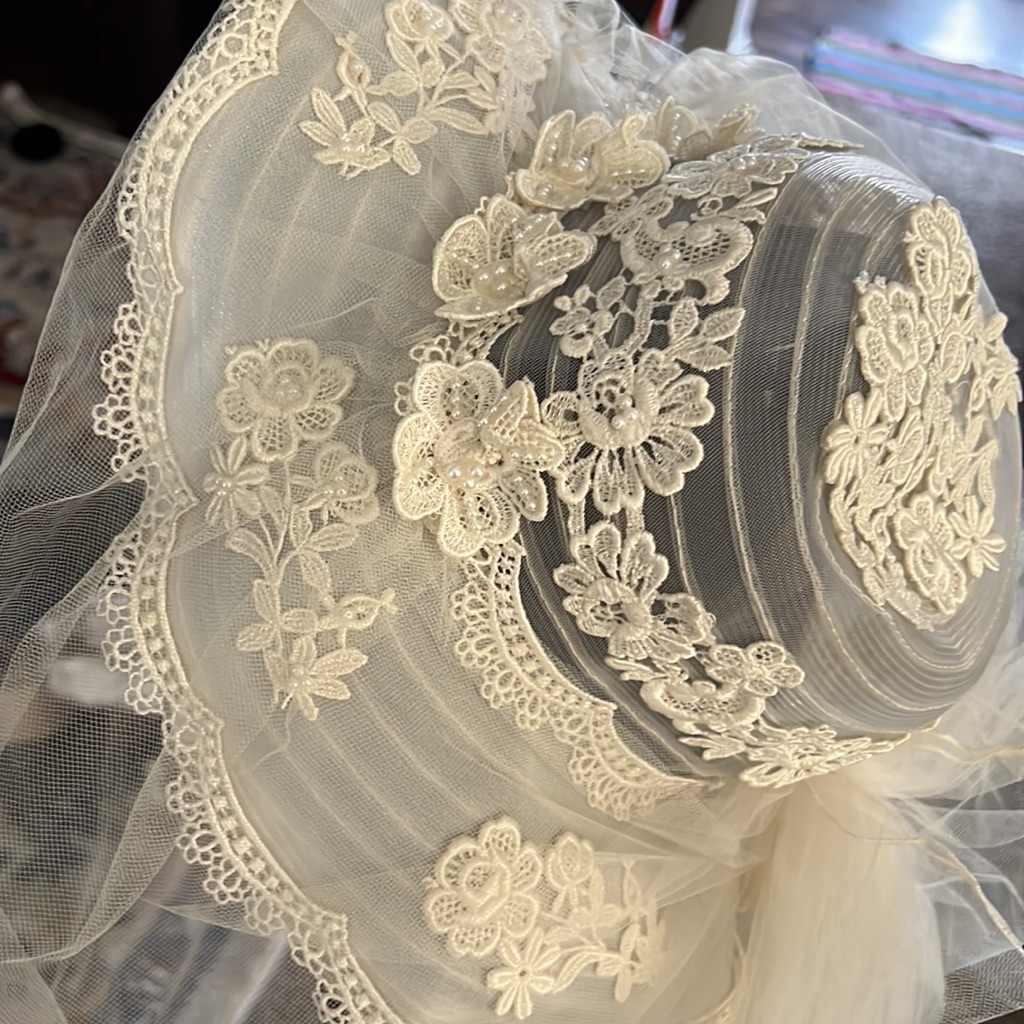 Romantic Vintage Hat!